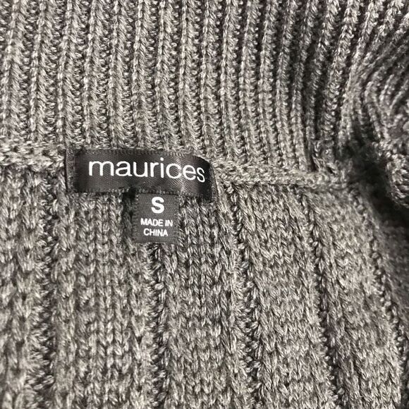 Maurice’s Gray Sweater Vest Tank‎ Cardigan Wide Collar size small - Picture 3 of 12